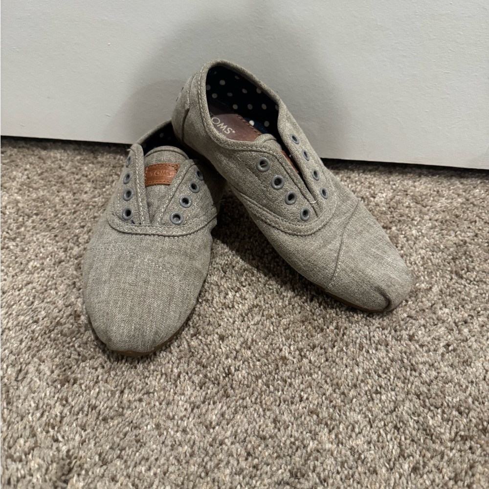 TOMS Men's Gray Casual Slip-On Shoes